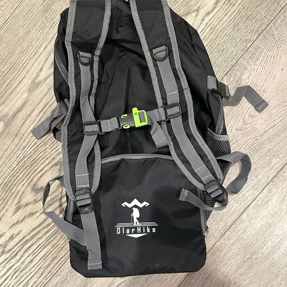 Black Backpack Lifetime Warranty - Picture 3 of 7
